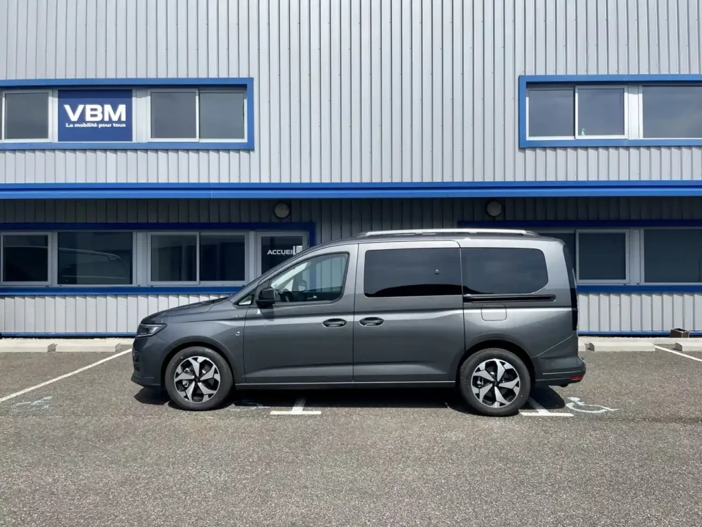 VBM : FORD Tourneo Grand Connect TPMR ACTIVE Boite Automatique XL Api PMR