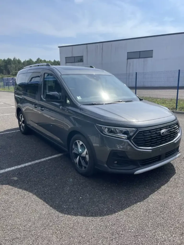 VBM : FORD Tourneo Grand Connect TPMR ACTIVE Boite Automatique XL Api PMR