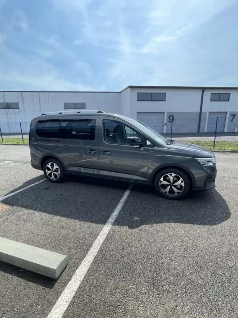 VBM : FORD Tourneo Grand Connect TPMR ACTIVE Boite Automatique XL Api PMR