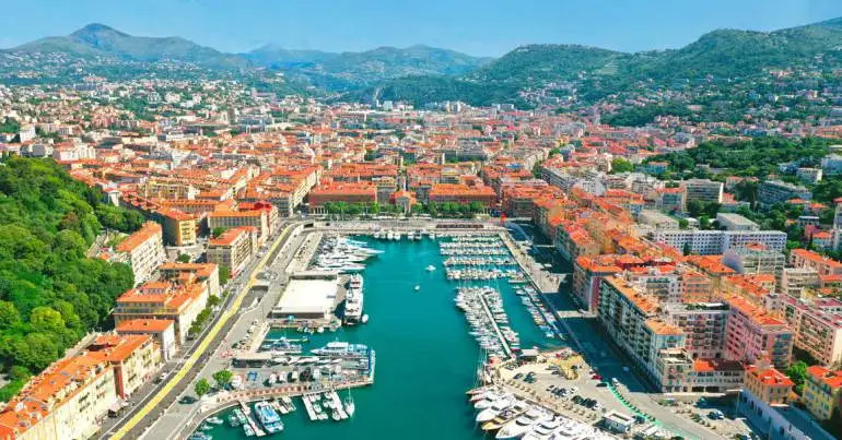 Port Lympia de Nice vue du ciel