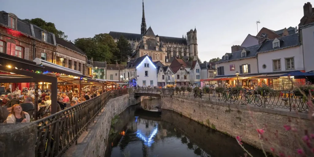 Amiens place Du Doncrtc Hauts de de France