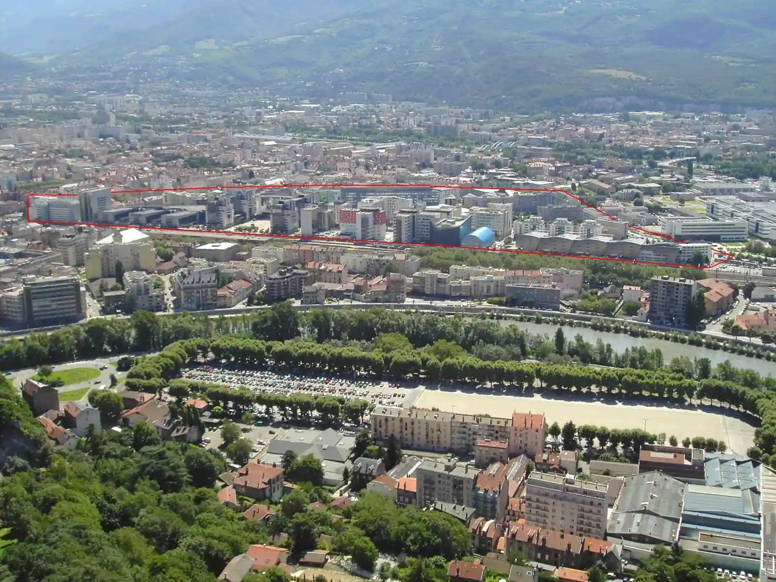 Ville sur le quartier Europole depuis la Bastille de Grenoble