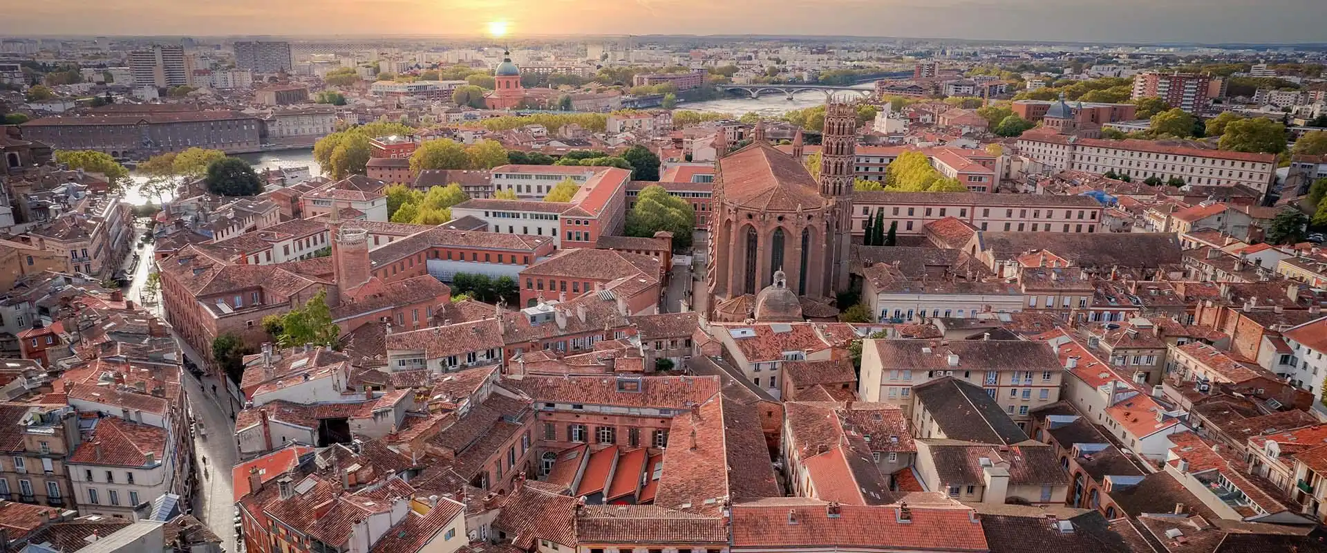 toulouse la ville rose vue du ciel