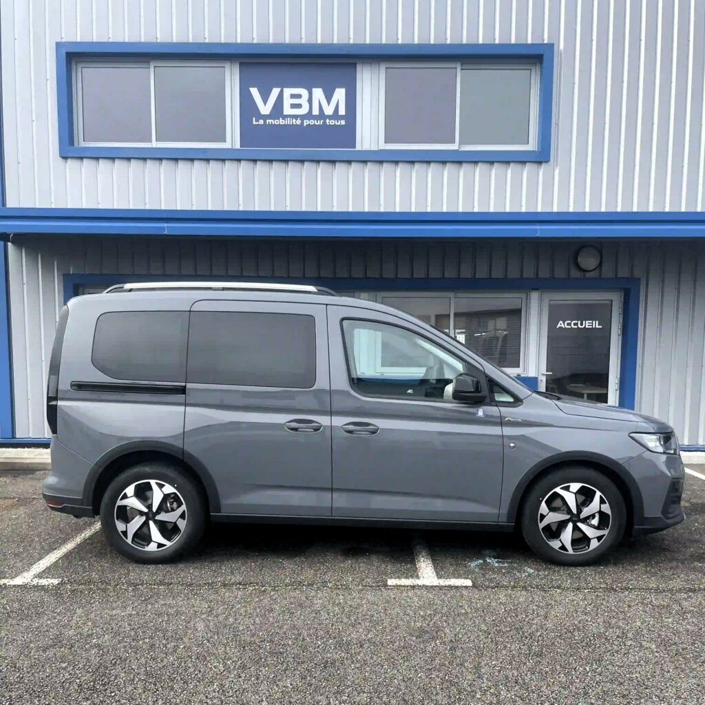 VBM : FORD Tourneo Connect Active TPMR côté droit