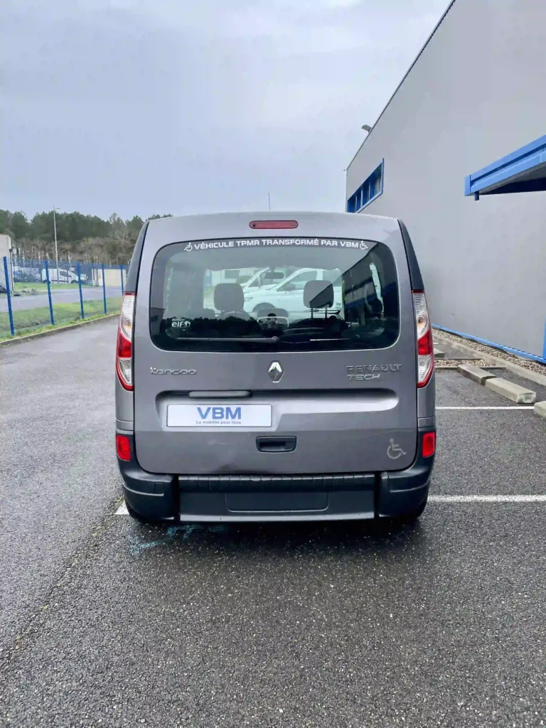 VBM : RENAULT Kangoo TPMR 3+1 Gris vue de derrière