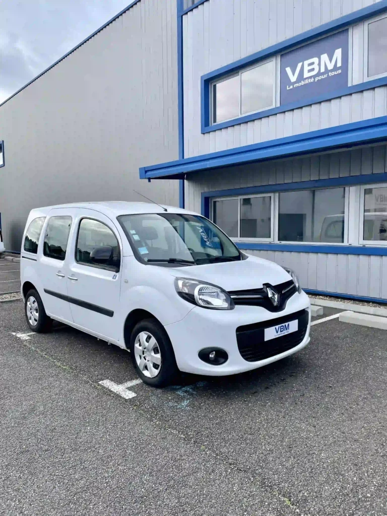 VBM : RENAULT Kangoo TPMR 3+1 avant droit