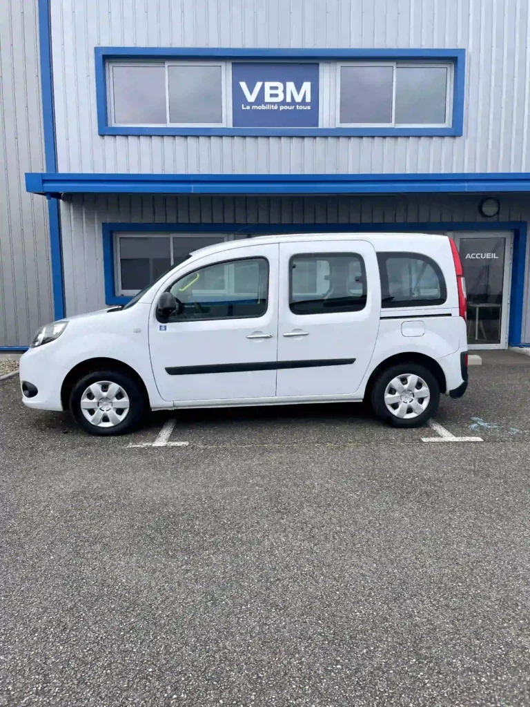 VBM : RENAULT Kangoo TPMR 3+1 côté gauche