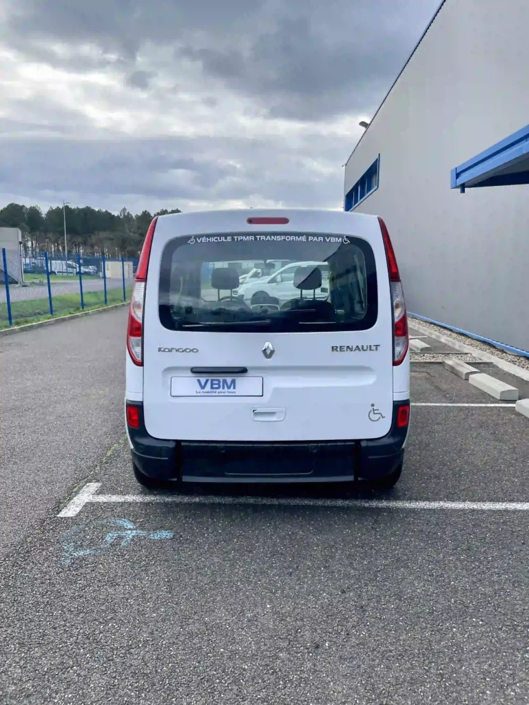 VBM : RENAULT Kangoo TPMR 3+1 derrière