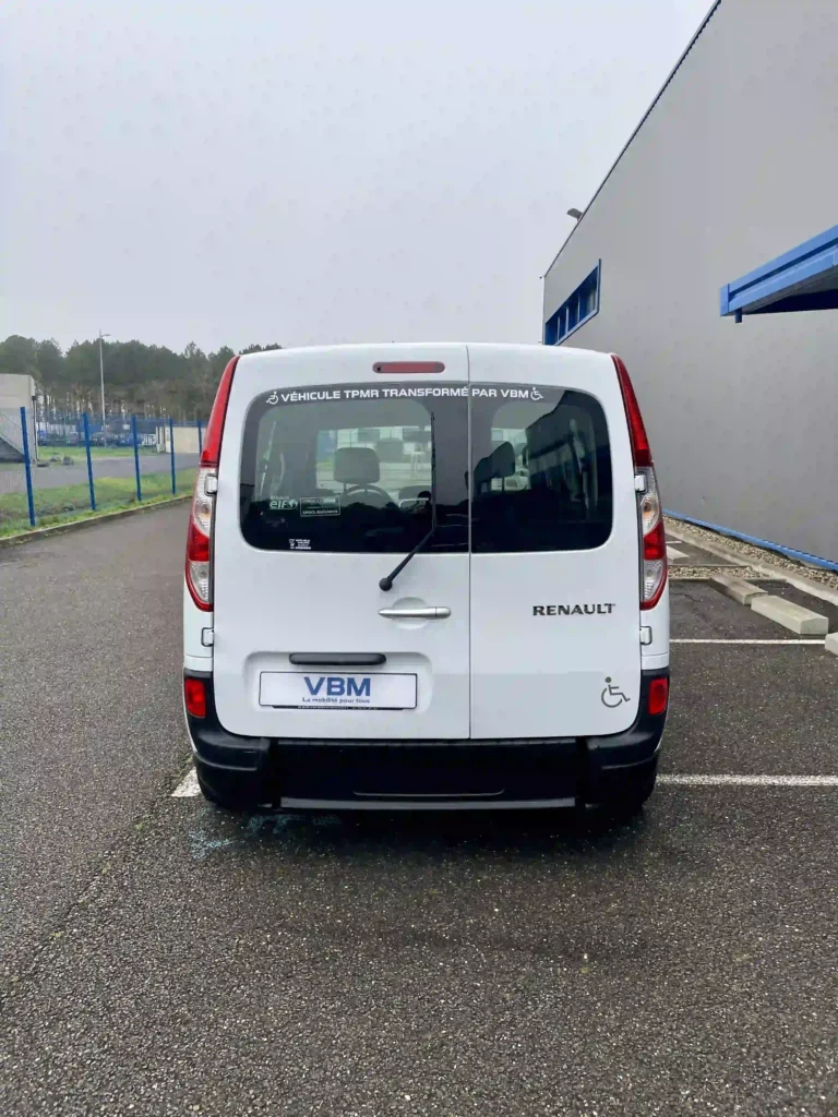 VBM : RENAULT Kangoo TPMR 4+1 vue arrière