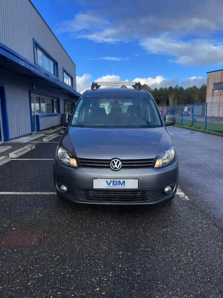 VBM : VOLKSWAGEN Caddy Maxi TPMR 5 + 1 DSG6 avant