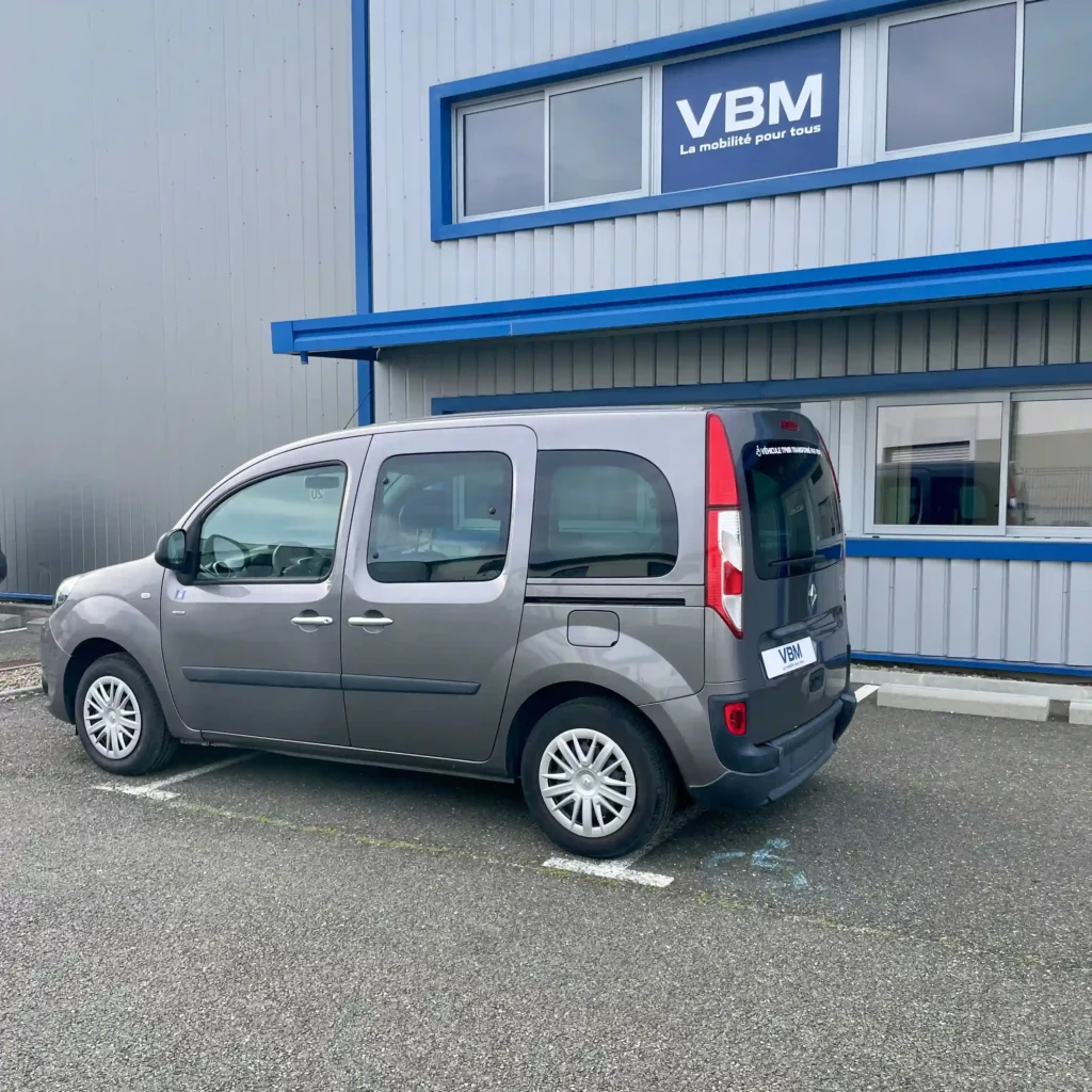 VBM : Renault Kangoo TPMR 3+1 arrière gauche