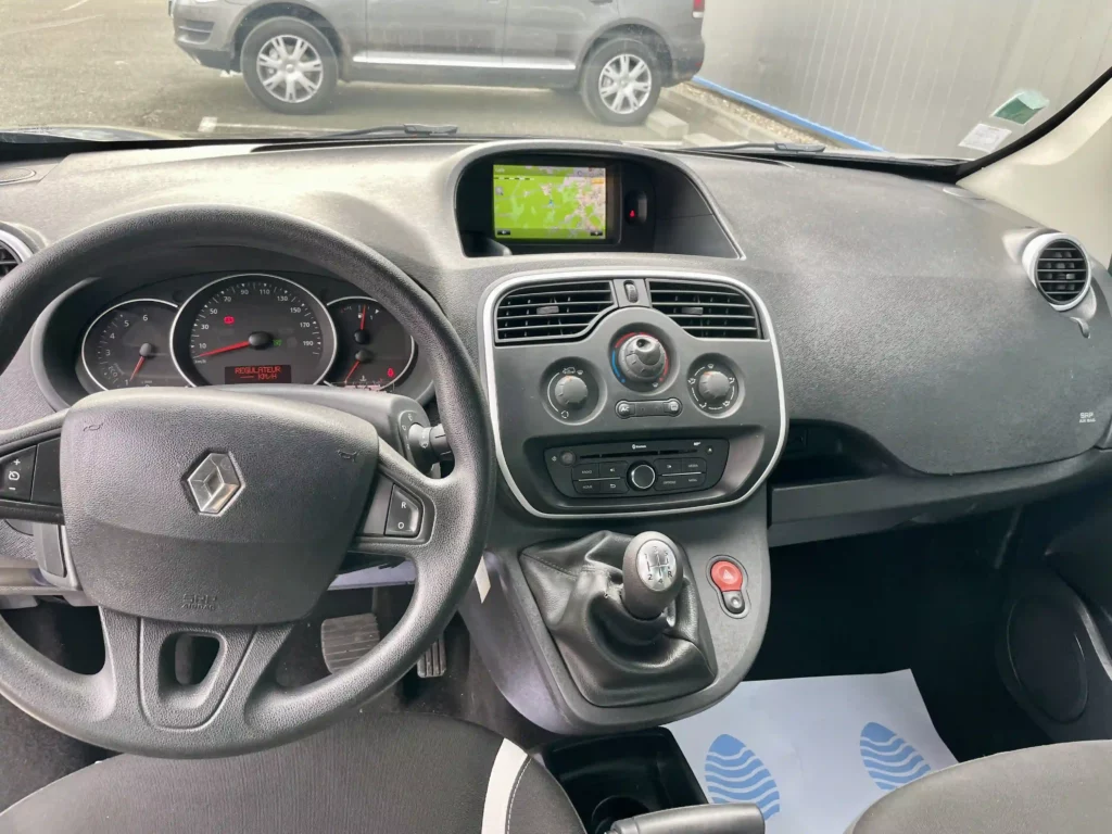 VBM : Renault Kangoo TPMR 3+1 tableau de bord