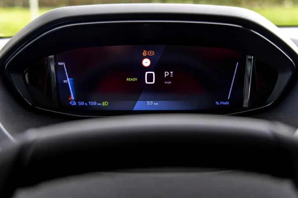 VBM : Nouveau Peugeot Rifter TPMR 2024 vu du compteur digital numérique