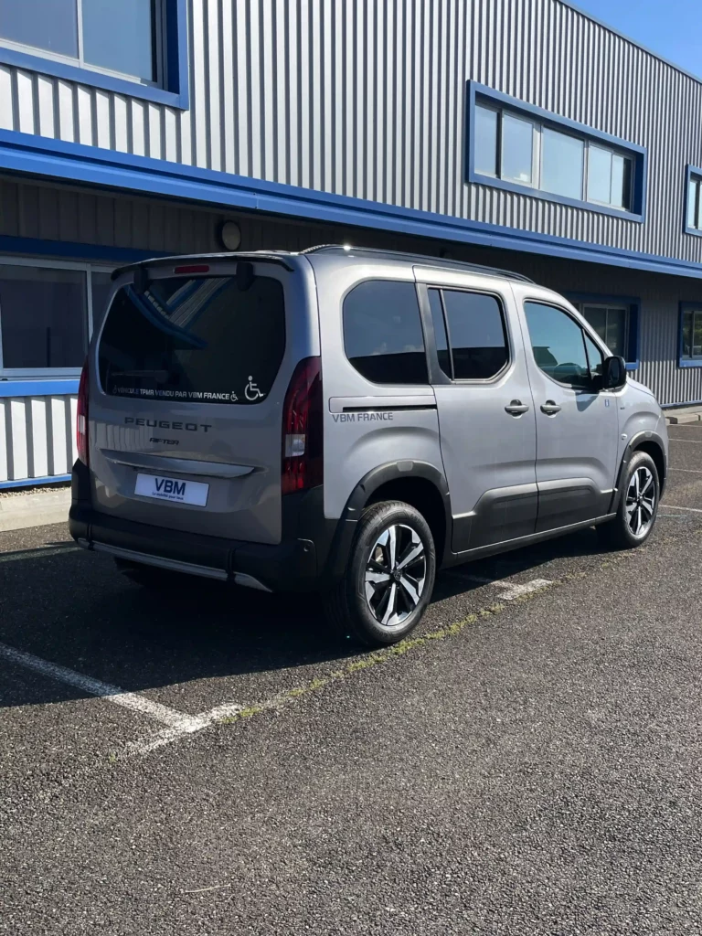 VBM : Peugeot rifter tpmr vue arrière droite