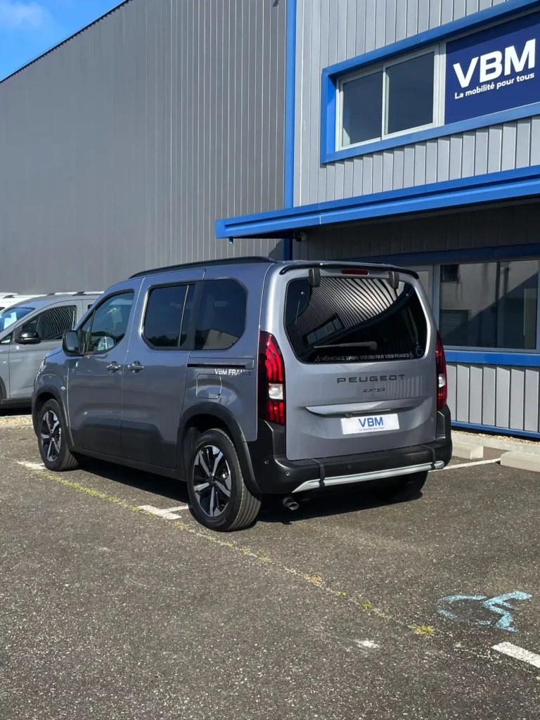 VBM : Peugeot rifter tpmr vue arrière gauche