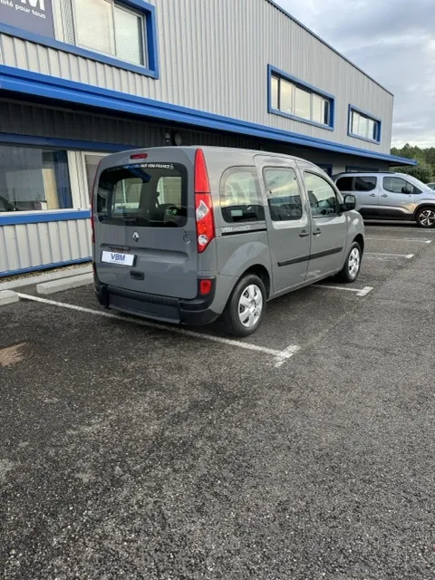 VBM : RENAULT Kangoo TPMR GRIS TAUPE 4+ 1 arrière droit