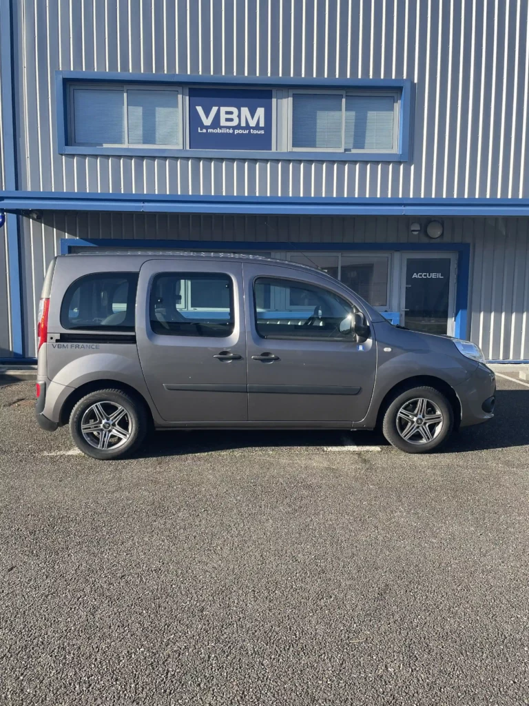 VBM : Renault kangoo tpmr gris côté droit