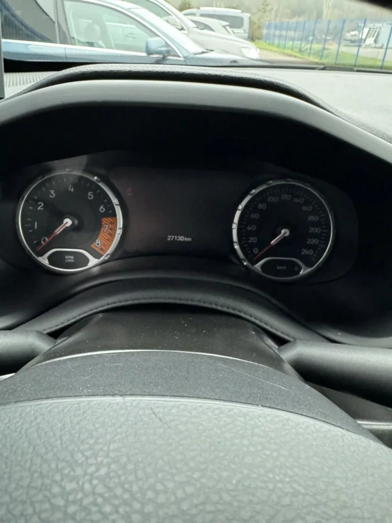 VBM : JEEP Renegade DRIVE FRONT Gris antracite compteur de vitesse