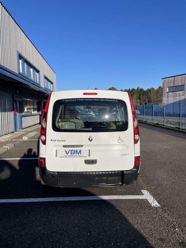RENAULT KANGOO TPMR VUE ARRIERE COFFRE ET RAMPE FERMEE